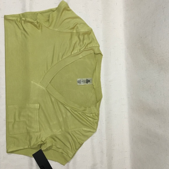 NEW Athleisure Top - Picture 2 of 5